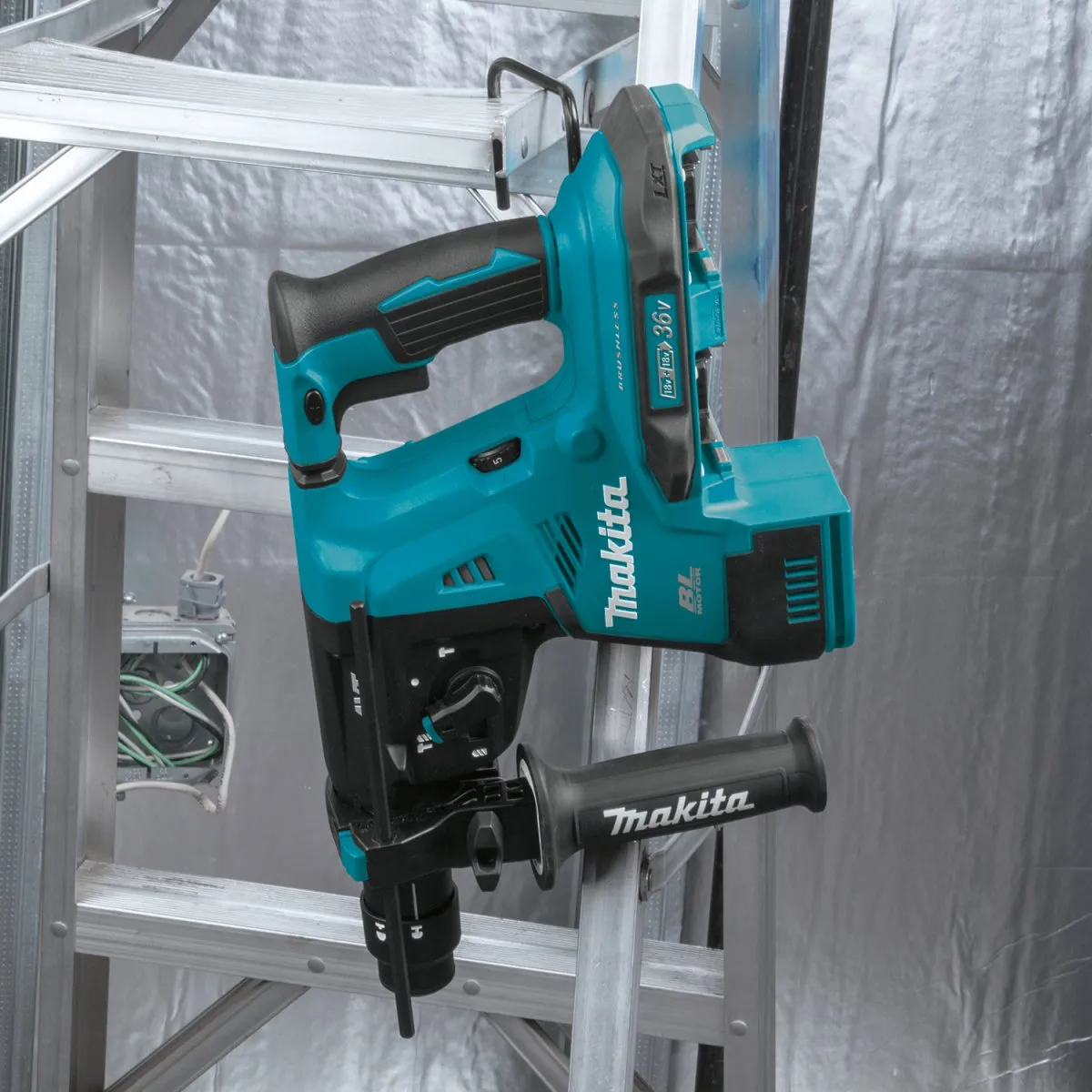 36V (18V X2) LXT® Brushless 1‑1/8" AVT® Rotary Hammer, accepts SDS‑PLUS bits, AFT®, AWS® Capable